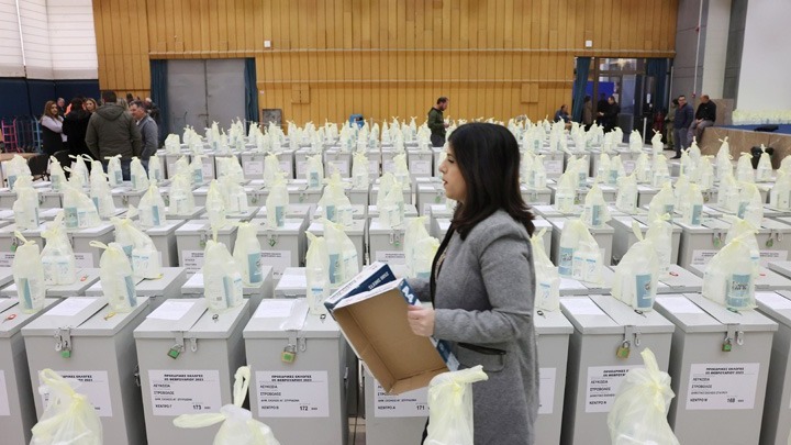 ΚΥΠΡΟΣ: Στις κάλπες 561.033 ψηφοφόροι για την εκλογή Προέδρου Δημοκρατίας