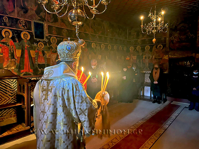 Θεία Λειτουργία στην Ιερά Μονή Κοιμήσεως της Θεοτόκου Μετσόβου