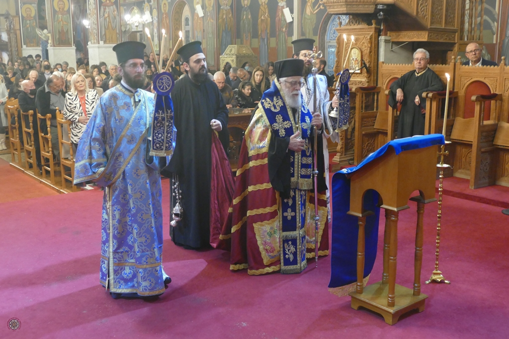 Η ακολουθία του Ακαθίστου Ύμνου στη Μητρόπολη Κωνσταντίας (ΒΙΝΤΕΟ)