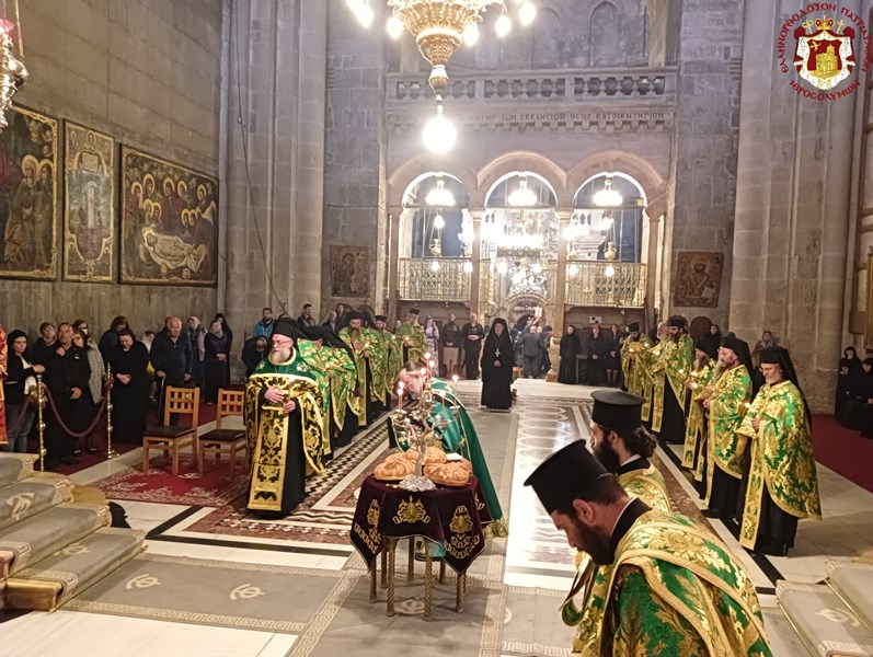 الإحتفال بأحد السجود للصليب الكريم في البطريركية