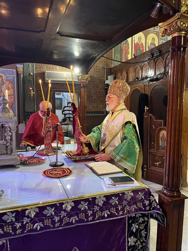المتروبوليت نقولا في كنيسة رؤساء الملائكة