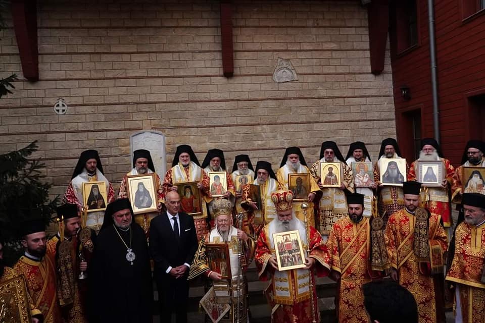 قداس عيد احد الارثوذكسية كاتدرائية القديس جاورجيوس