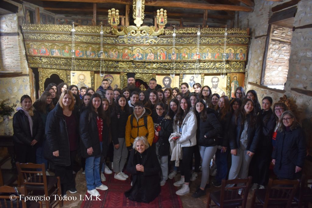 Οι μαθητές της Καστοριάς υιοθετούν και ξεναγούνται σε βυζαντινούς ναούς (ΦΩΤΟ)