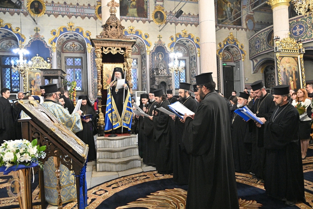 Малко повечерие с Богородичен канон и Акатист III статия в Пазарджик