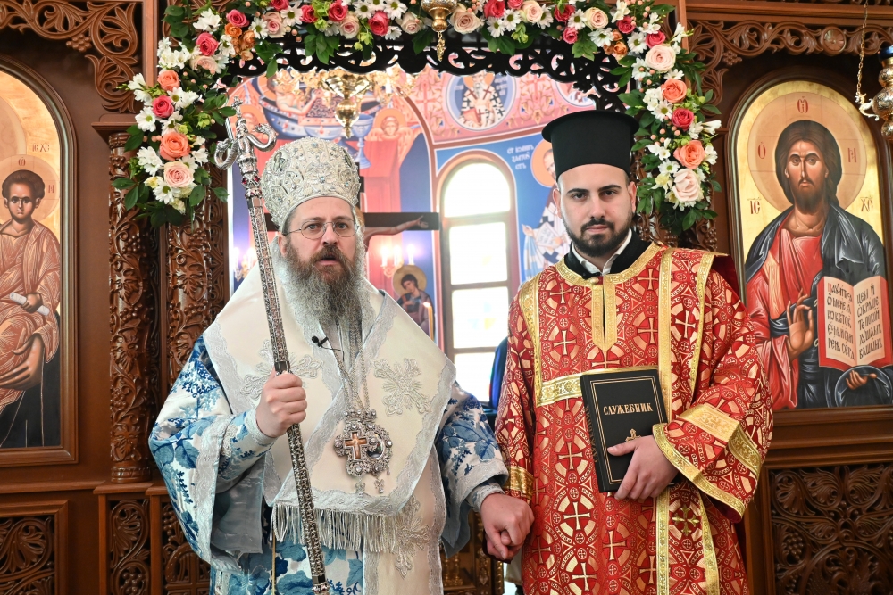 Храмов празник и дяконско ръкоположение в храм “Свето Благовещение”