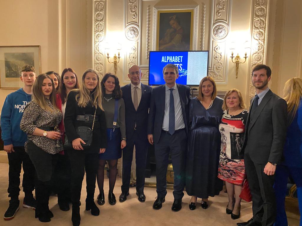 Poetry competition by the students of the Greek Community Schools in honor of the National Anniversary of March 25, 1821