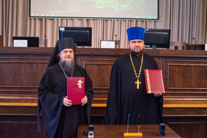 Минская духовная академия и Екатеринодарская духовная семинария подписали соглашение о сотрудничестве