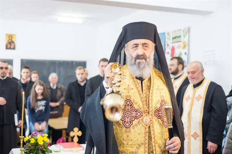Arhiepiscopul Alba Iuliei: Iubirea creștină face din fiecare femeie o mamă spirituală care slujește și se dăruiește