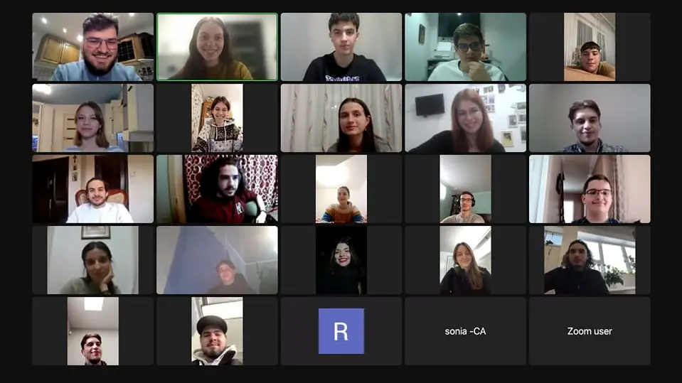 Tinerii Ortodocși români de pe două continente s-au întâlnit online