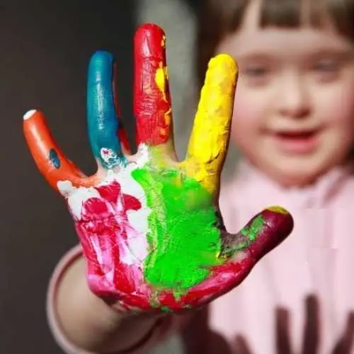 Arhiepiscopia Sucevei organizează un eveniment dedicat copiilor cu Sindrom Down