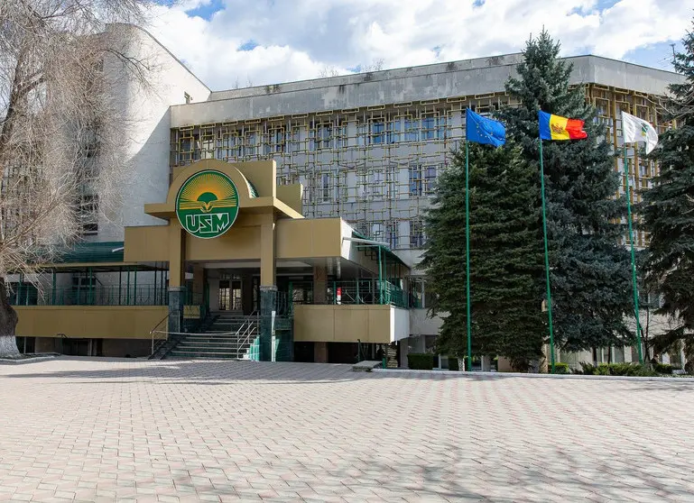 Universitatea Alexandru Ioan Cuza din Iași reînfiinţează specializarea „Teologie ortodoxă”, la Chişinău