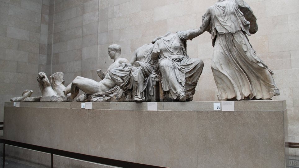 Πρόεδρος του Βρετανικού Μουσείου: Να βρούμε λύση για τα Γλυπτά του Παρθενώνα