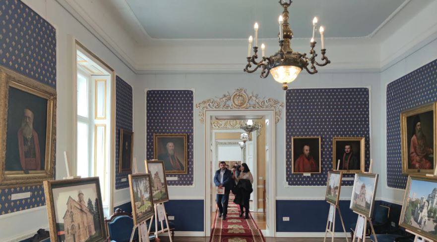 Locurile de pelerinaj ale Bisericii Ortodoxe Sârbe au fost prezentate într-o expoziție la Timișoara