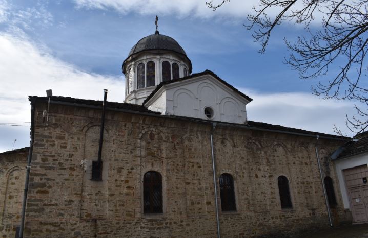 Преждеосвещена св. Литургия и свещеническа конференция в Троян