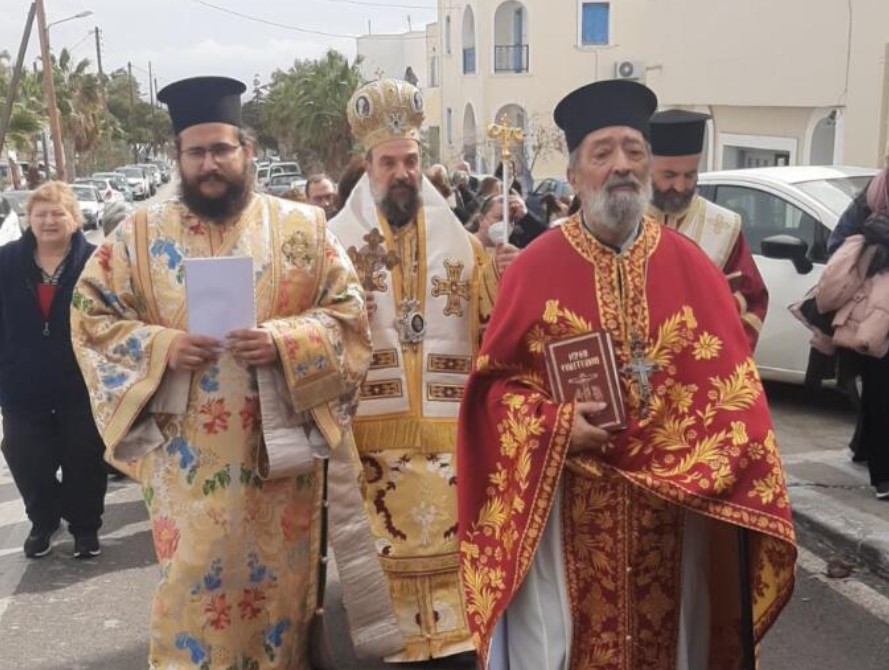 Ο Μητροπολίτης Θήρας στο Καμάρι Σαντορίνης για την Κυριακή της Ορθοδοξίας