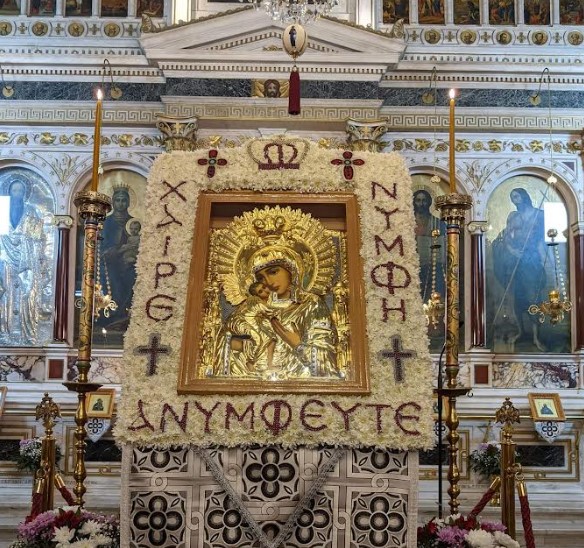 Και το βράδυ οι Χαιρετισμοί της Θεοτόκου για τους εργαζομένους της Τρίπολης