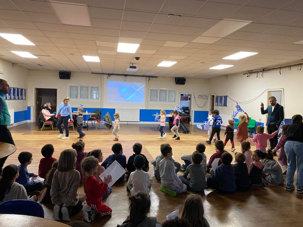 Leyton: Σημαντική αύξηση των μαθητών στο Ελληνικό Σχολείο Αγίου Ελευθερίου