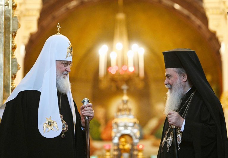 Patriarch of Russia Kirill conveys support to Patriarch of Jerusalem Theophilos after latest attack by radicals