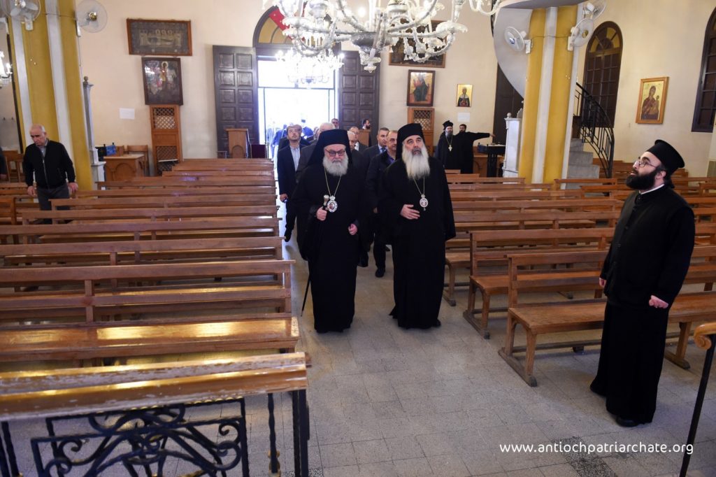 Τη “λαβωμένη” από τον Εγκέλαδο Λατάκια επισκέφθηκε ο Πατριάρχης Αντιοχείας