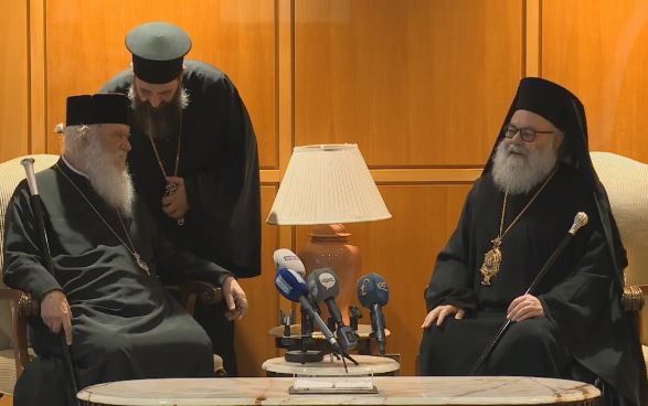 Η υποδοχή του Αρχιεπισκόπου Ιερωνύμου στο αεροδρόμιο του Λιβάνου (ΒΙΝΤΕΟ)