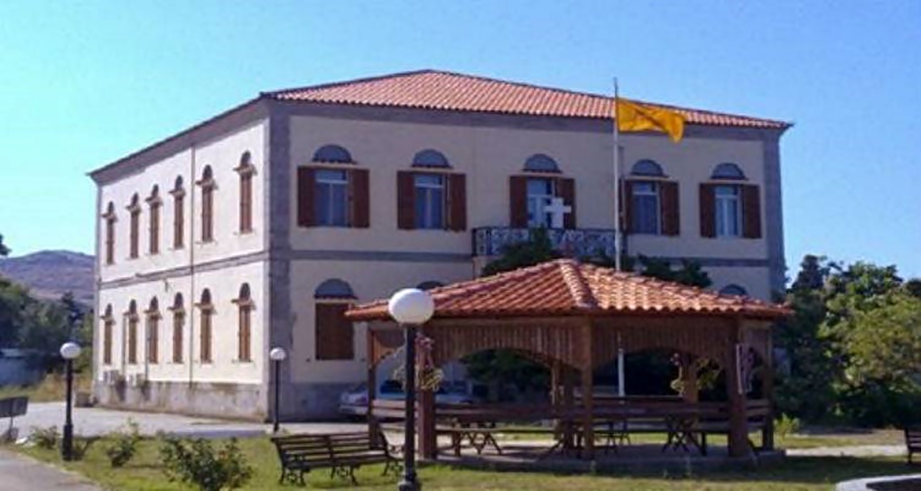 Η Ιερά Μητρόπολη Λήμνου συμμετέχει στο εθνικό πένθος – Επιμνημόσυνη δέηση για τους αδικοχαμένους στα Τέμπη