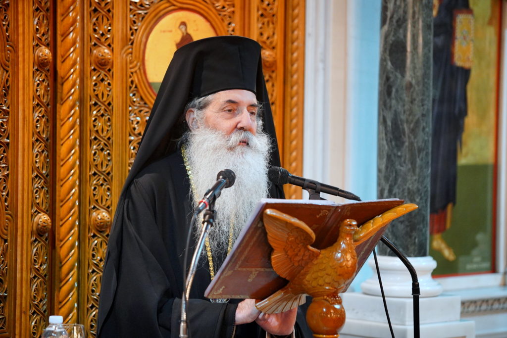 Πειραιώς Σεραφείμ: Να έχουμε ως μέτρο ζωής μας τον Σαρκωθέντα Χριστό