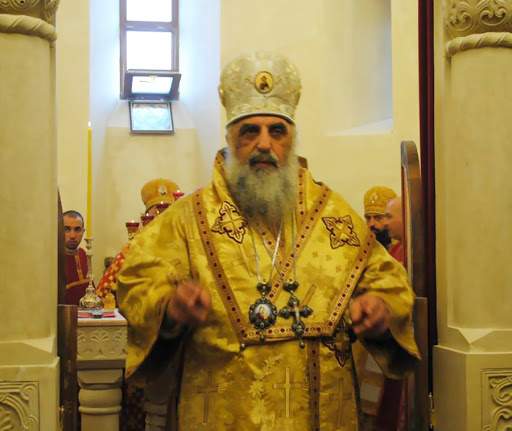 ახალგაზრდების მტრები არ ვართ… „მოლოტოვის კოქტეილები“ რომ გვესროლა, ბრდღვნა არ დარჩებოდა საქართველოდან – მეუფე სტეფანე