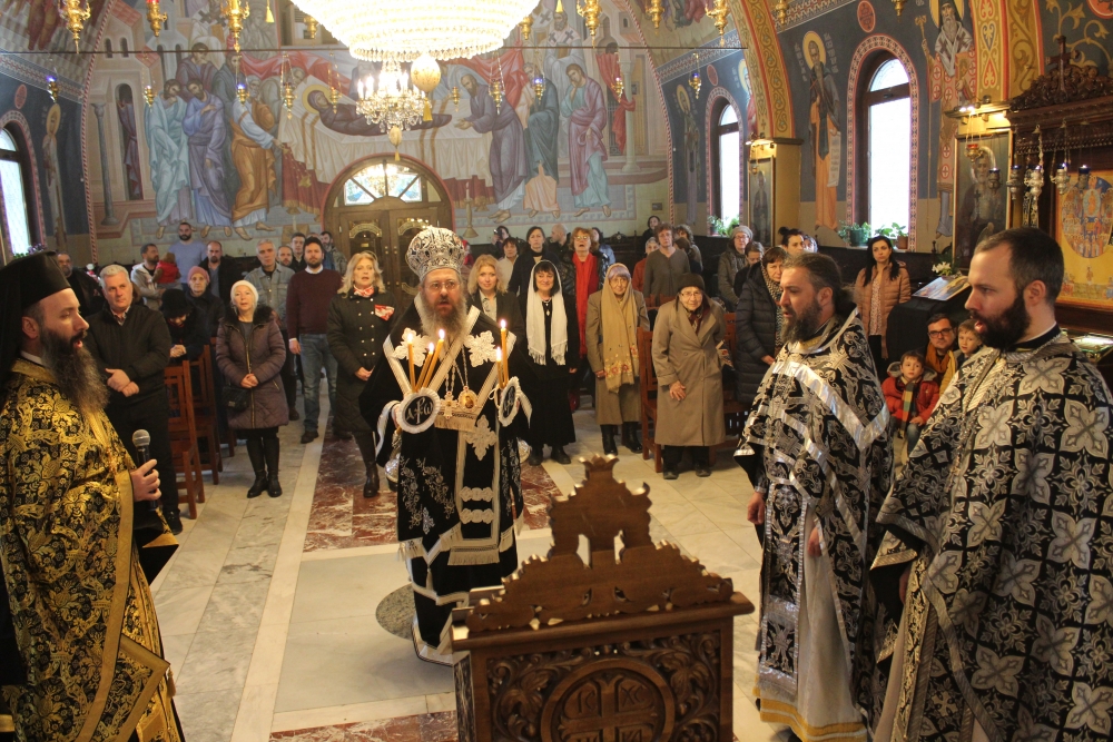 Архиерейска Преждеосвещена литургия в столичния храм “Преображение Господне”