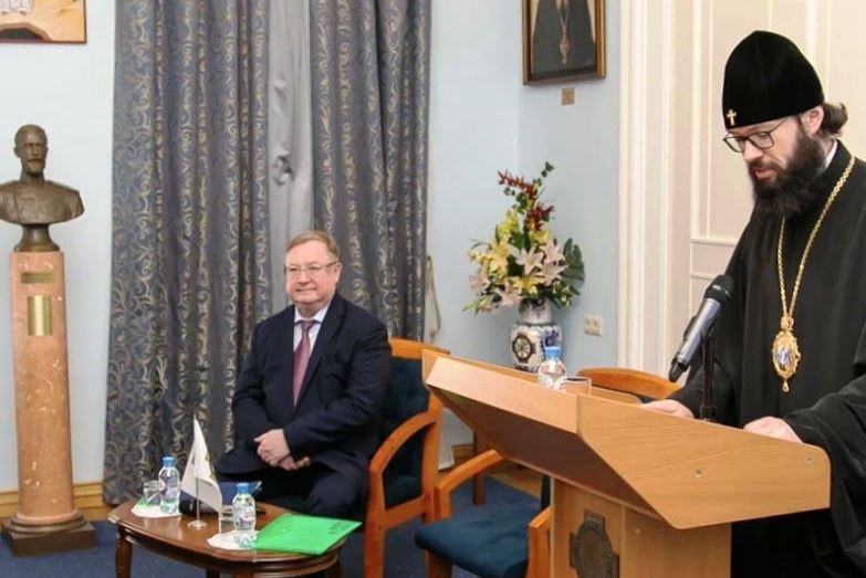 Митрополит Волоколамский Антоний принял участие в заседании Совета ИППО