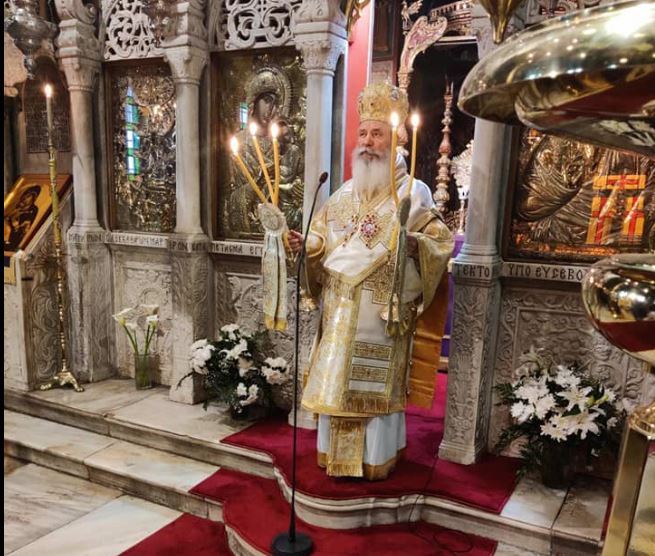 Ο Μητροπολίτης Εφραίμ στον Ιερό Καθεδρικό Ναό Ύδρας
