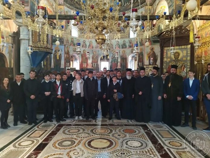 Προσκυνηματική εκδρομή στη Μονή Μπάτσκοβο από αποφοίτους του Θεολογικού Σεμιναρίου Φιλιππούπολης