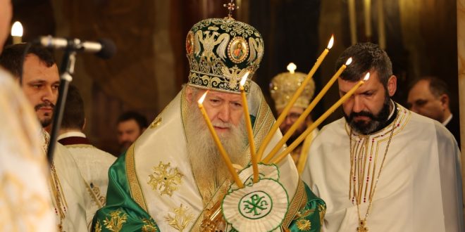 Патриарх Неофит: Нека подражаваме на смирението, което Сам Господ пръв ни показа