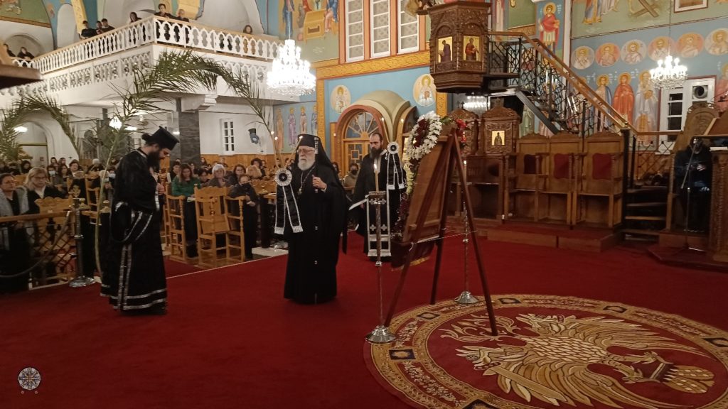 Ακολουθία του δευτέρου Νυμφίου στην ακριτική Δερύνεια (ΒΙΝΤΕΟ)