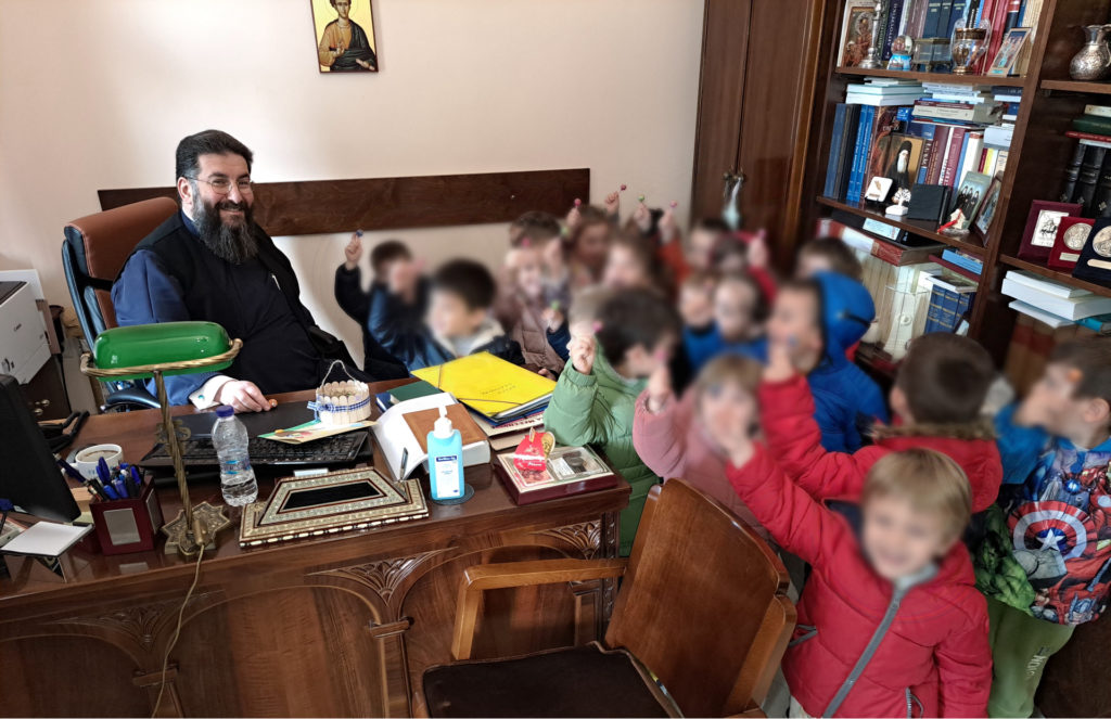 Χαμόγελα και ευχές στο Μέγαρο της Μητροπόλεως Μεσσηνίας