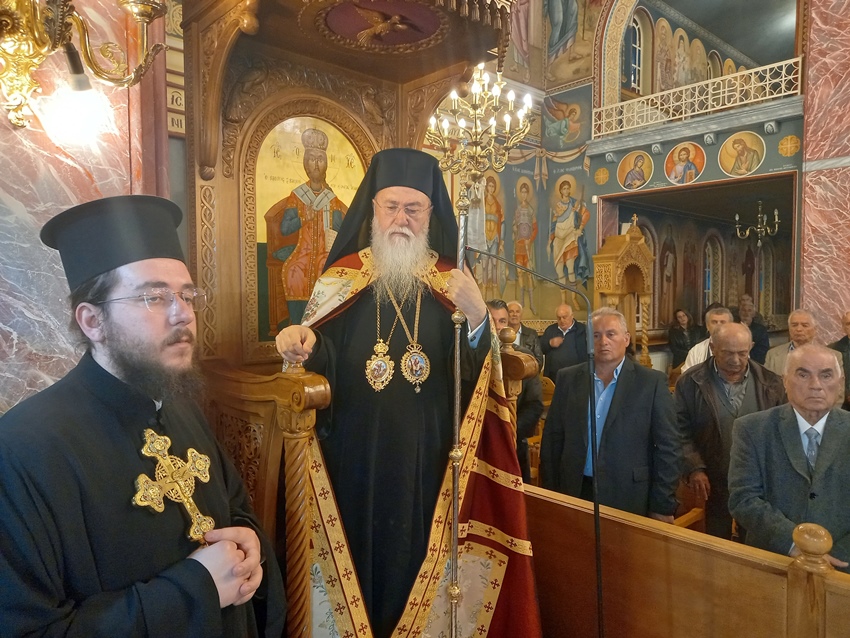 Κυριακή του Θωμά και εορτασμός του Αγίου Γεωργίου στη Μητρόπολη Κορίνθου