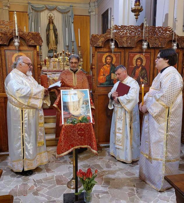 Българската църковна общност в Милано посреща Възкресение Христово с нов свещеник