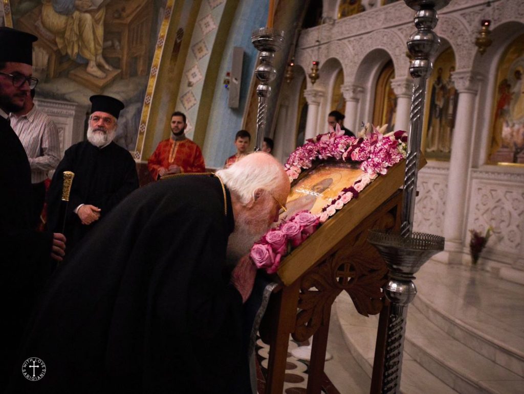 Momente nga Shërbesa I e Dhëndrit në Katedralen “Ngjallja e Krishtit”, Tiranë, 09.4.2023.
