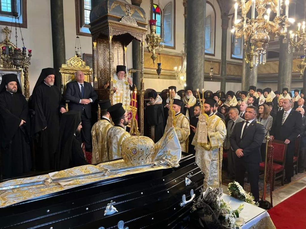 جنازة متروبوليت  نيقوموديا المطران يواكيم