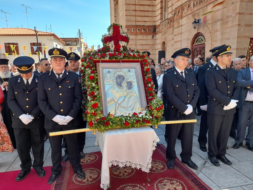 Κορυφώθηκαν οι εορτασμοί στο Αίγιο για την Πολιούχο Παναγία Τρυπητή