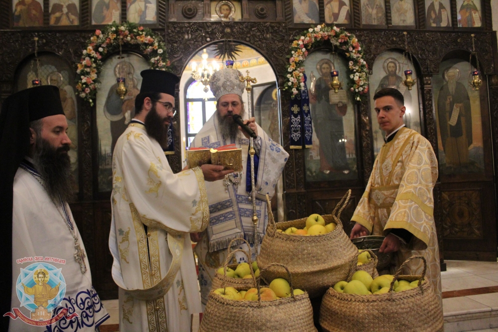 Храмът “Рождество Богородично” тържествено отпразнува втория си храмов празник