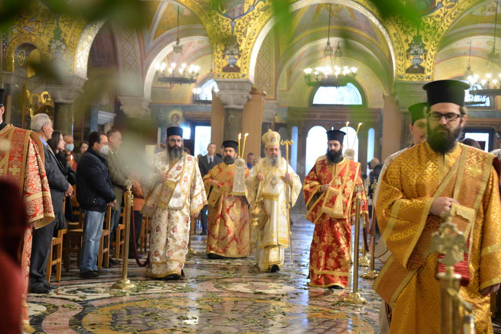 Για την αγάπη προς τον Θεό και τον συνάνθρωπο μίλησε ο Πατρών Χρυσόστομος