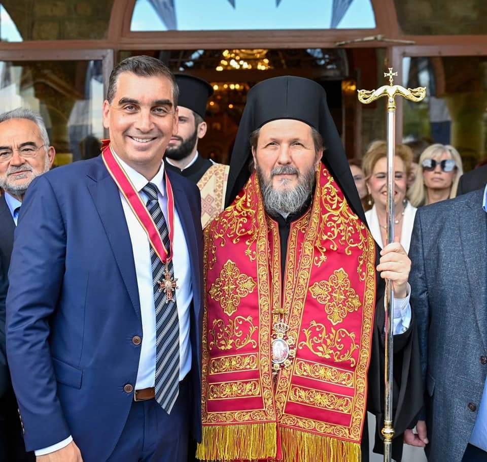 Τιμητική διάκριση της Ιεράς Μητροπόλεως Γλυφάδας στο Δήμαρχο Ελληνικού Αργυρούπολης