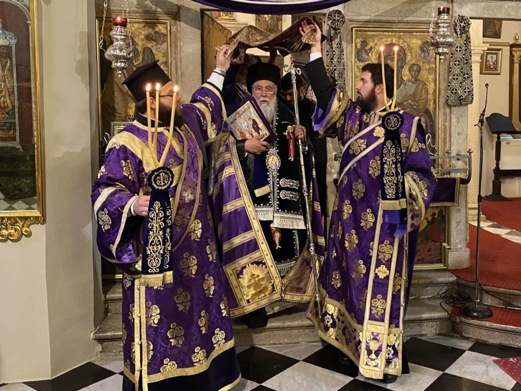 Η Ακολουθία των Αχράντων Παθών στην Κέρκυρα