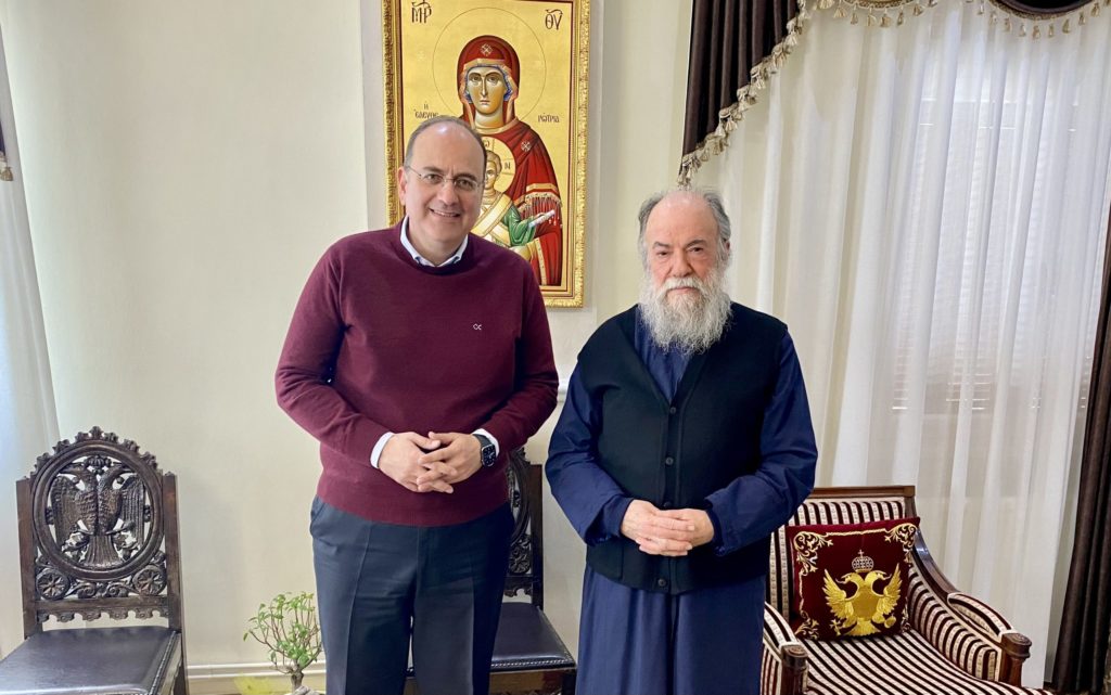 Επίσκεψη του Βουλευτή Μακάριου Λαζαρίδη στον Ελευθερουπόλεως Χρυσόστομο