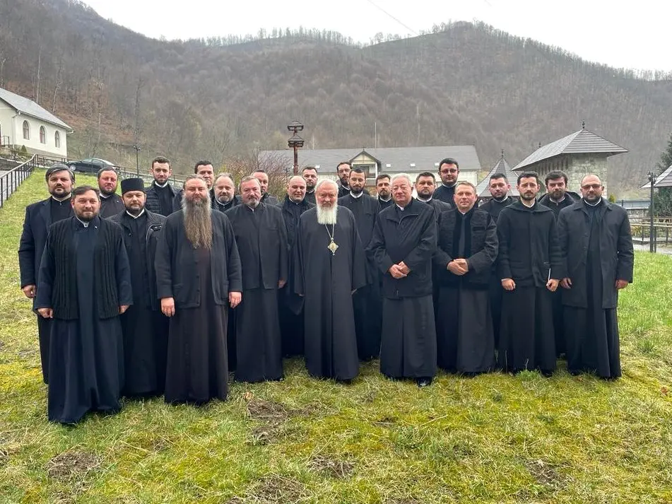 Arhiepiscopia Clujului organizează cursuri de îndrumare duhovnicească pentru viitorii duhovnici