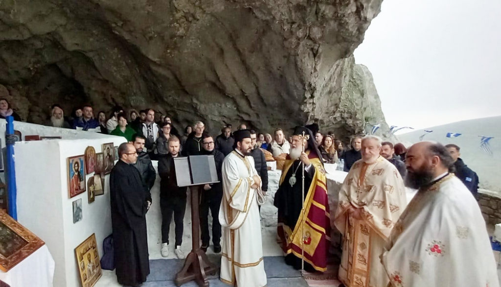 Λήμνος-Παναγία Κακαβιώτισσα: Πανηγύρισε η μοναδική εκκλησία στον κόσμο χωρίς σκεπή