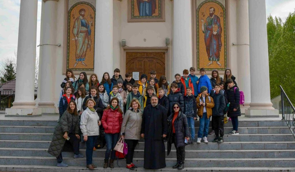 Activitate ecologică la o biserică din nordul Capitalei