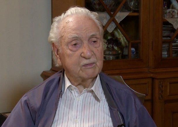 «Σημεία και Άνθρωποι»: Ο δάσκαλος της παράδοσης Χρόνης Αηδονίδης μιλά στη Μαρία Γιαχνάκη (BINTEO)