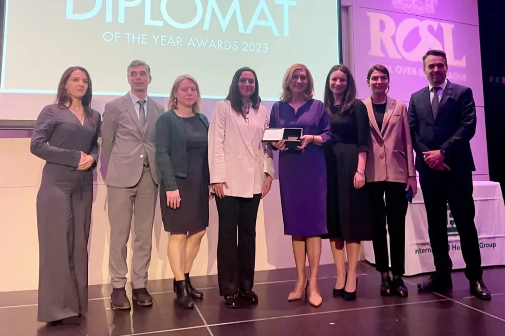 Ambasadoarea României în Regatul Unit a fost desemnată Diplomatul European al Anului