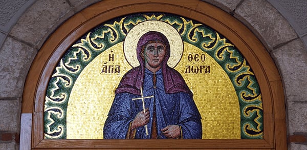 Η Αγία Θεοδώρα Θεσσαλονίκης η Μυροβλύτισσα